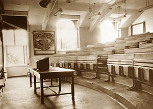 Hörsaal im 1962
